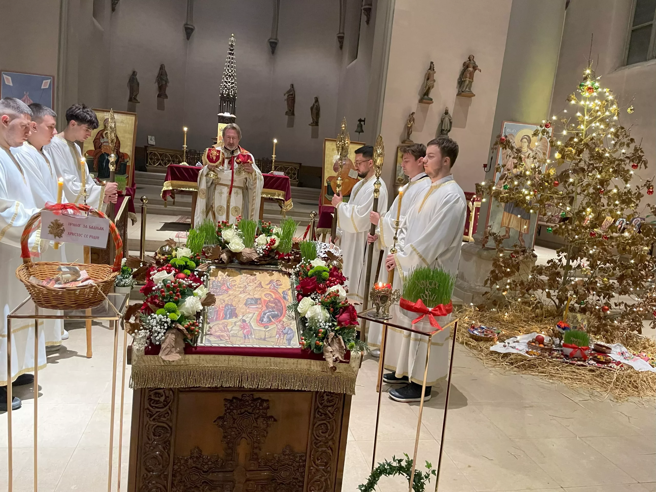 СА ПРОСЛАВЕ БОЖИЋА 2025 ГОДИНЕ