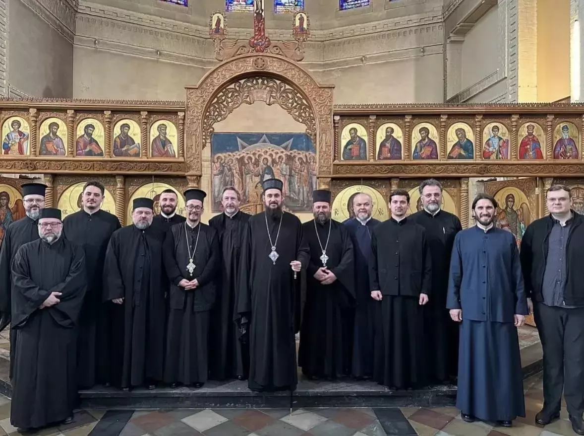 ПРЕОСВЕЋЕНИ ВЛАДИКА ЈУСТИН И СВЕШТЕНСТВО БЕНЕЛУКСА У ЛУКСЕМБУРГУ